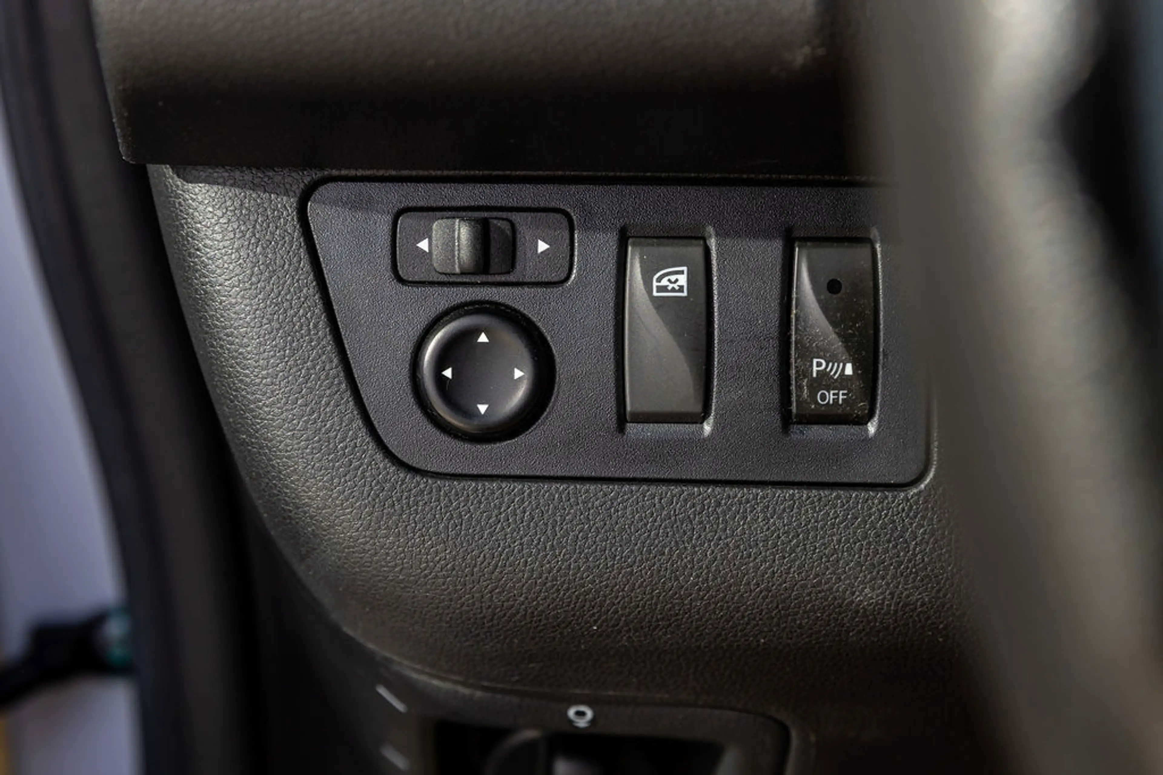 Dacia Spring Comfort Plus (Orange Pack) 27 kWh — photo 11