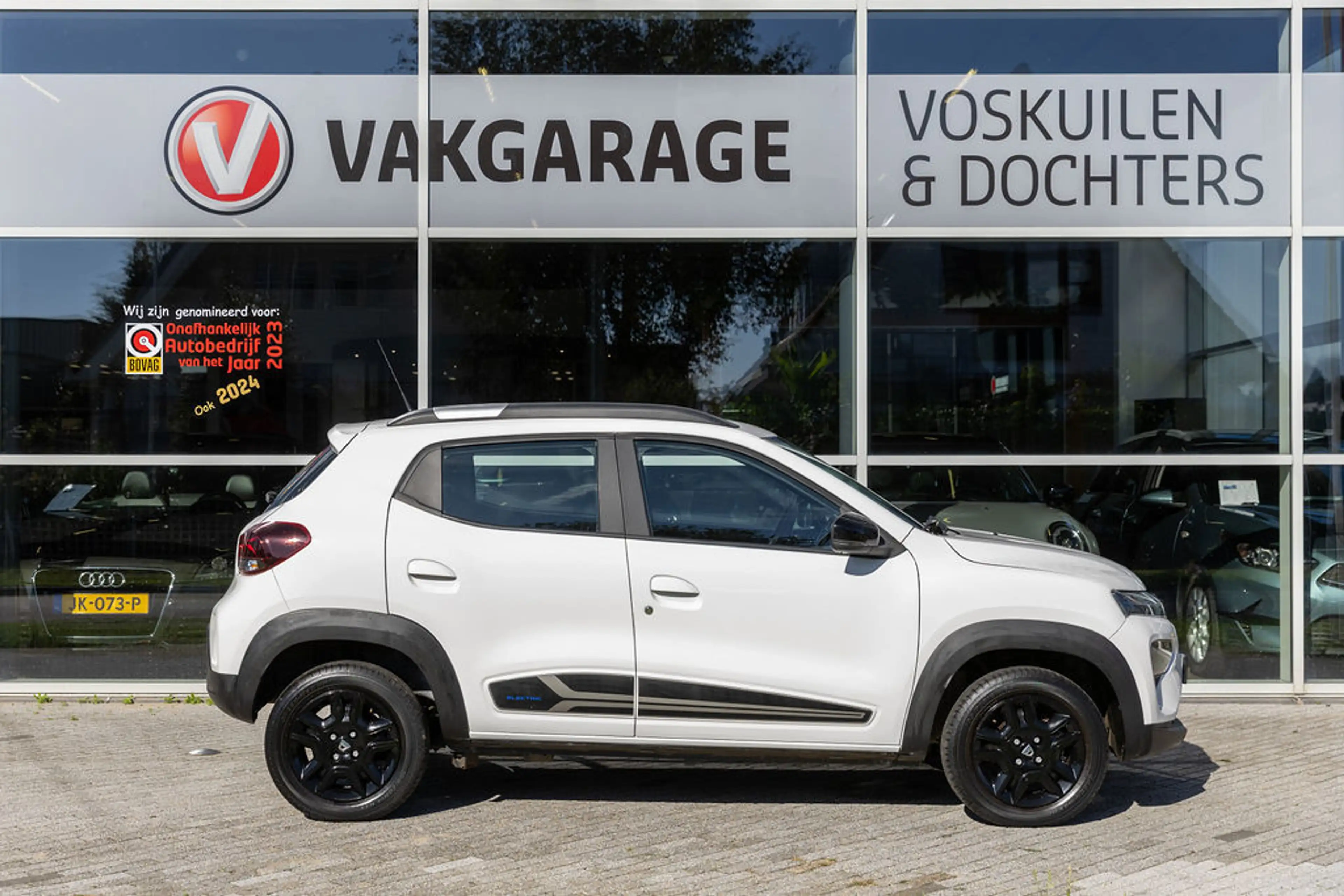 Dacia Spring Comfort Plus (Orange Pack) 27 kWh — photo 43