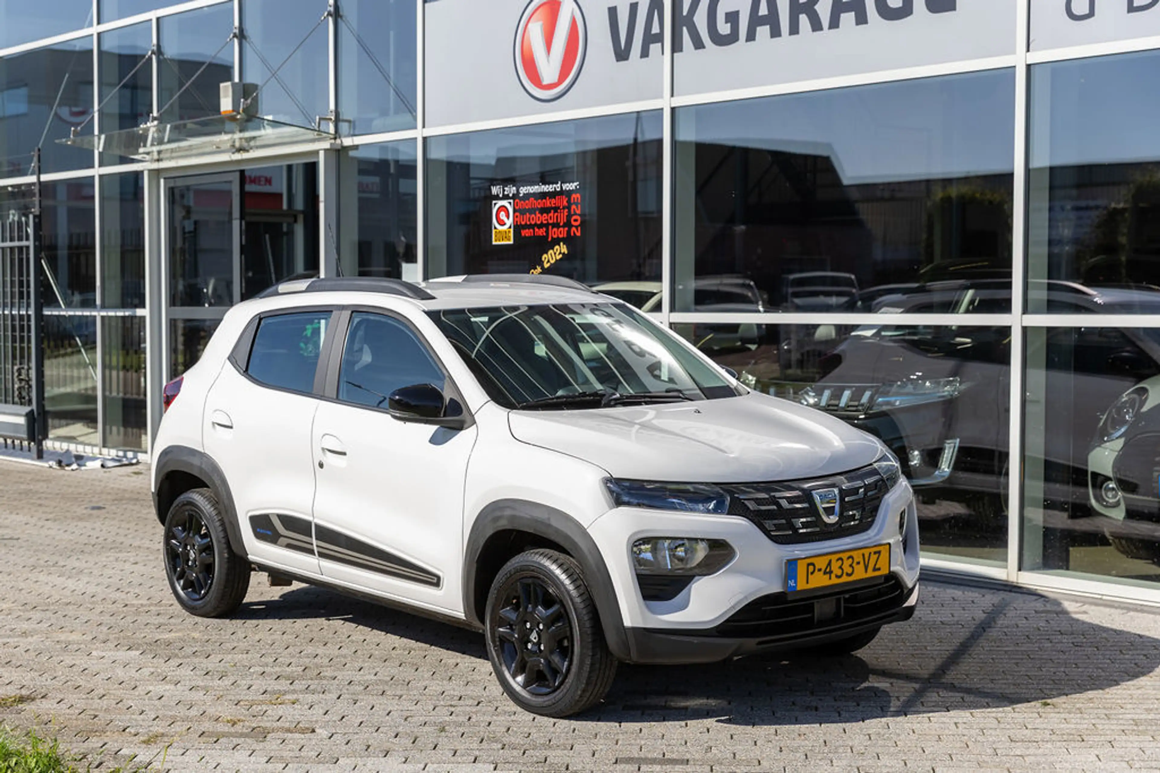Dacia Spring Comfort Plus (Orange Pack) 27 kWh — photo 44