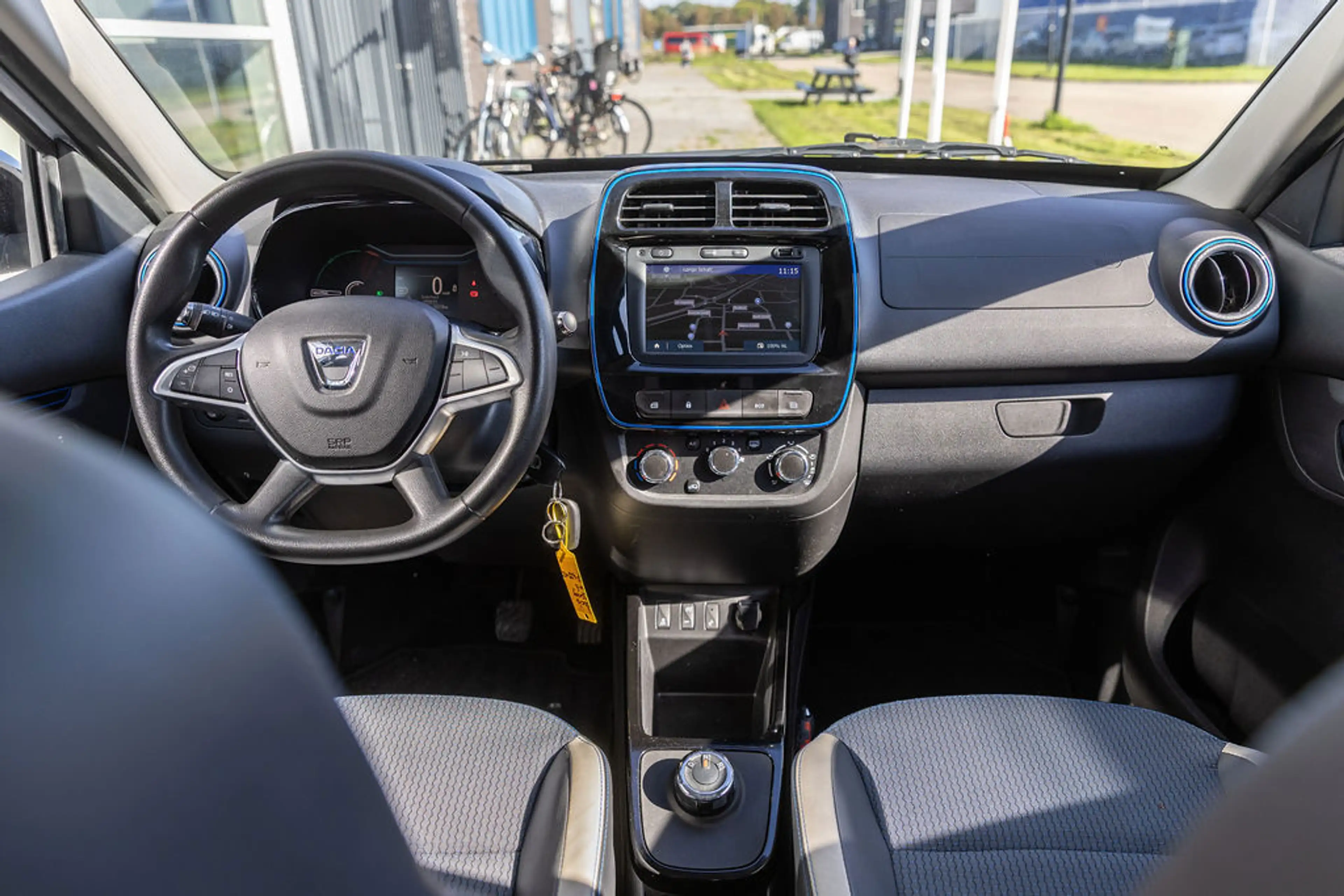 Dacia Spring Comfort Plus (Orange Pack) 27 kWh — photo 32