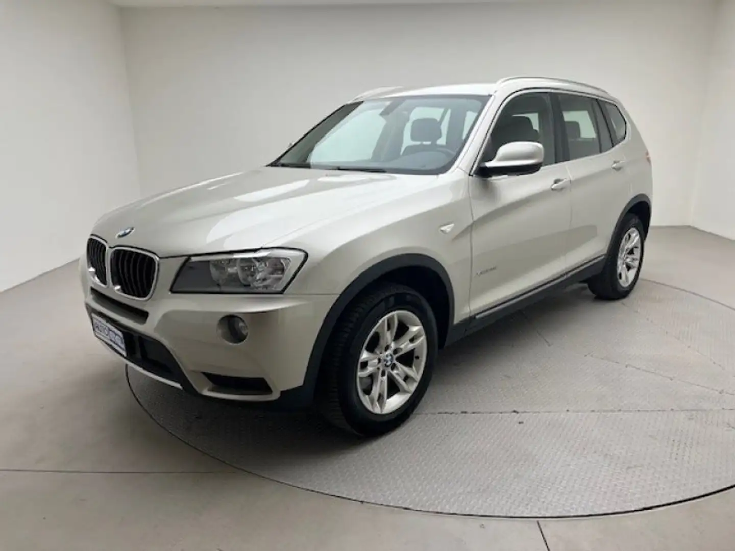 BMW X3 xDrive 20d 183 PS Silber - 1