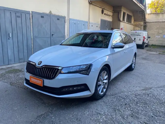 Skoda Superb Superb III Wagon Wagon 2.0 tdi evo Style 150cv dsg