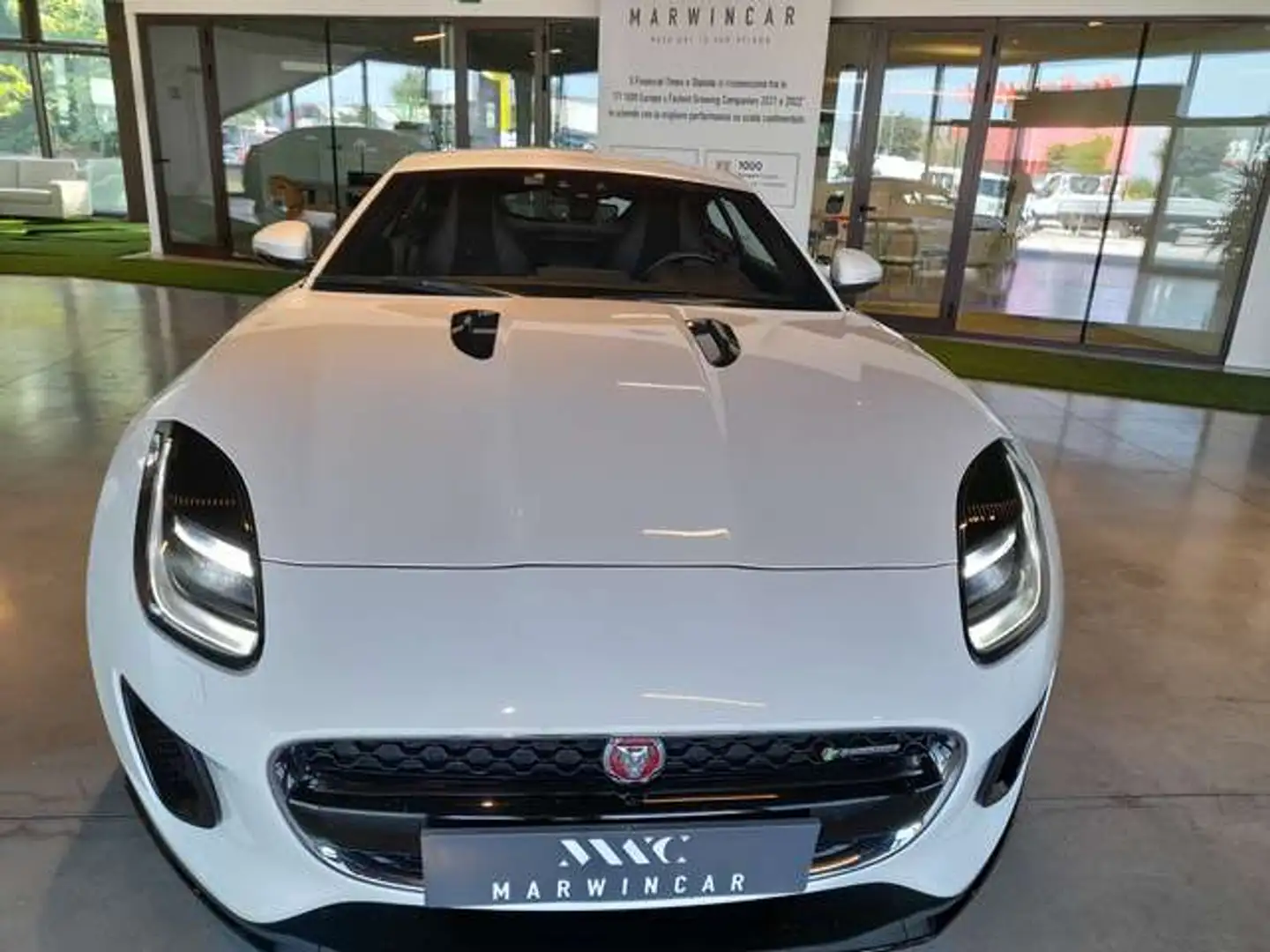 Jaguar F-Type Coupe 2.0 i4 R-Dynamic rwd 300cv auto Bianco - 2