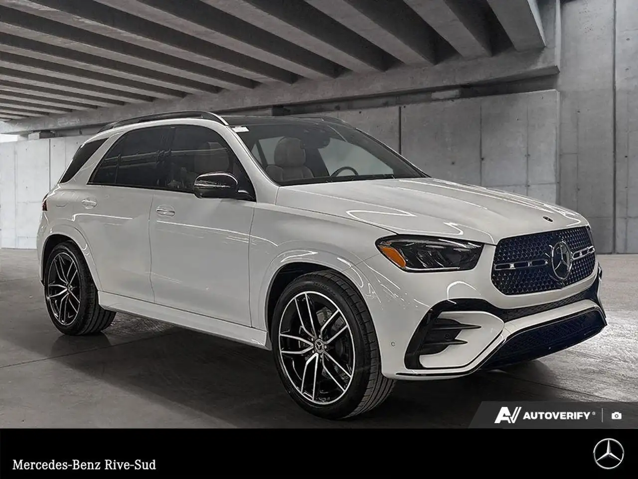 Mercedes-Benz GLE снимка Mercedes-Benz GLE