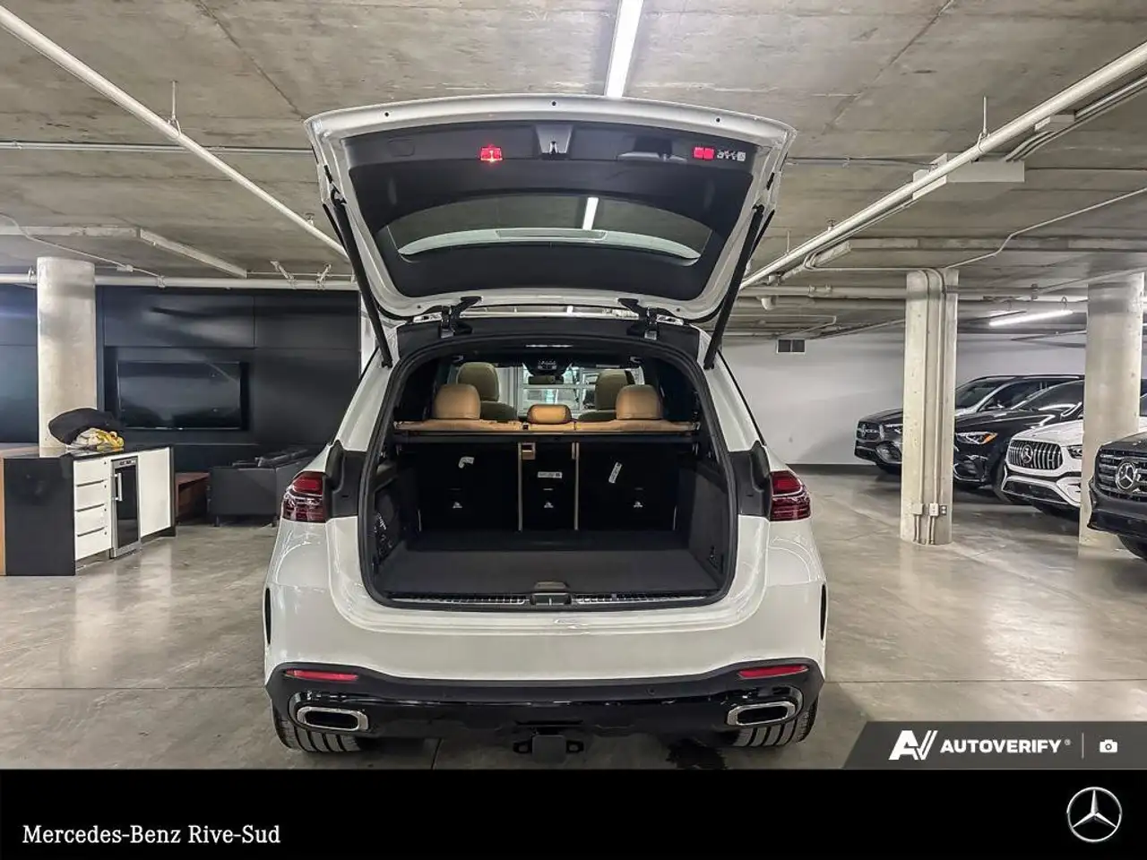 Mercedes-Benz GLE снимка Mercedes-Benz GLE
