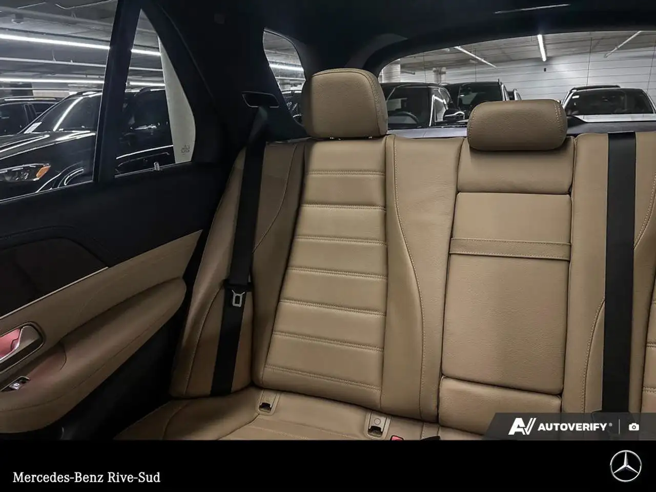 Mercedes-Benz GLE снимка Mercedes-Benz GLE