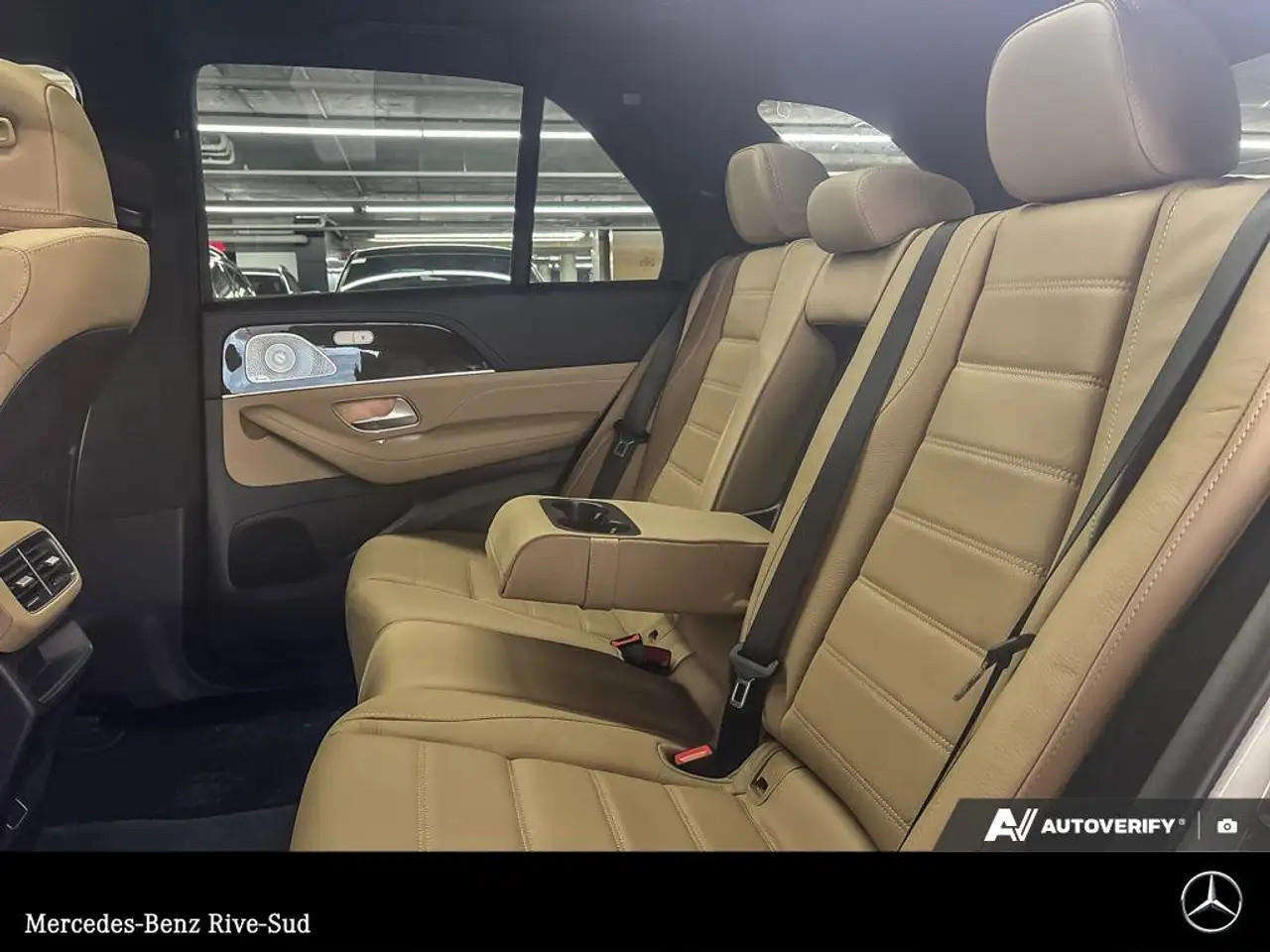 Mercedes-Benz GLE снимка Mercedes-Benz GLE