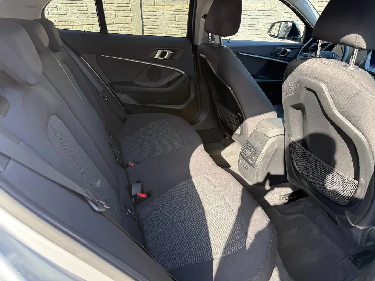 BMW 118 4/5 Deurs "Navigatie/LED/Trekhaak/Apple Carplay", миниатюра 8