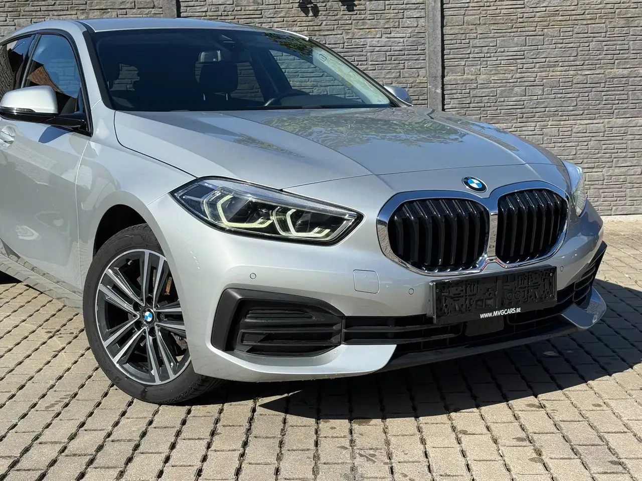 BMW 118 4/5 Deurs "Navigatie/LED/Trekhaak/Apple Carplay", миниатюра 3