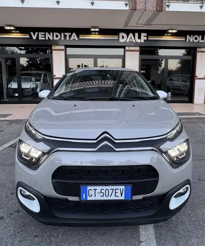 Citroen C3 view 2