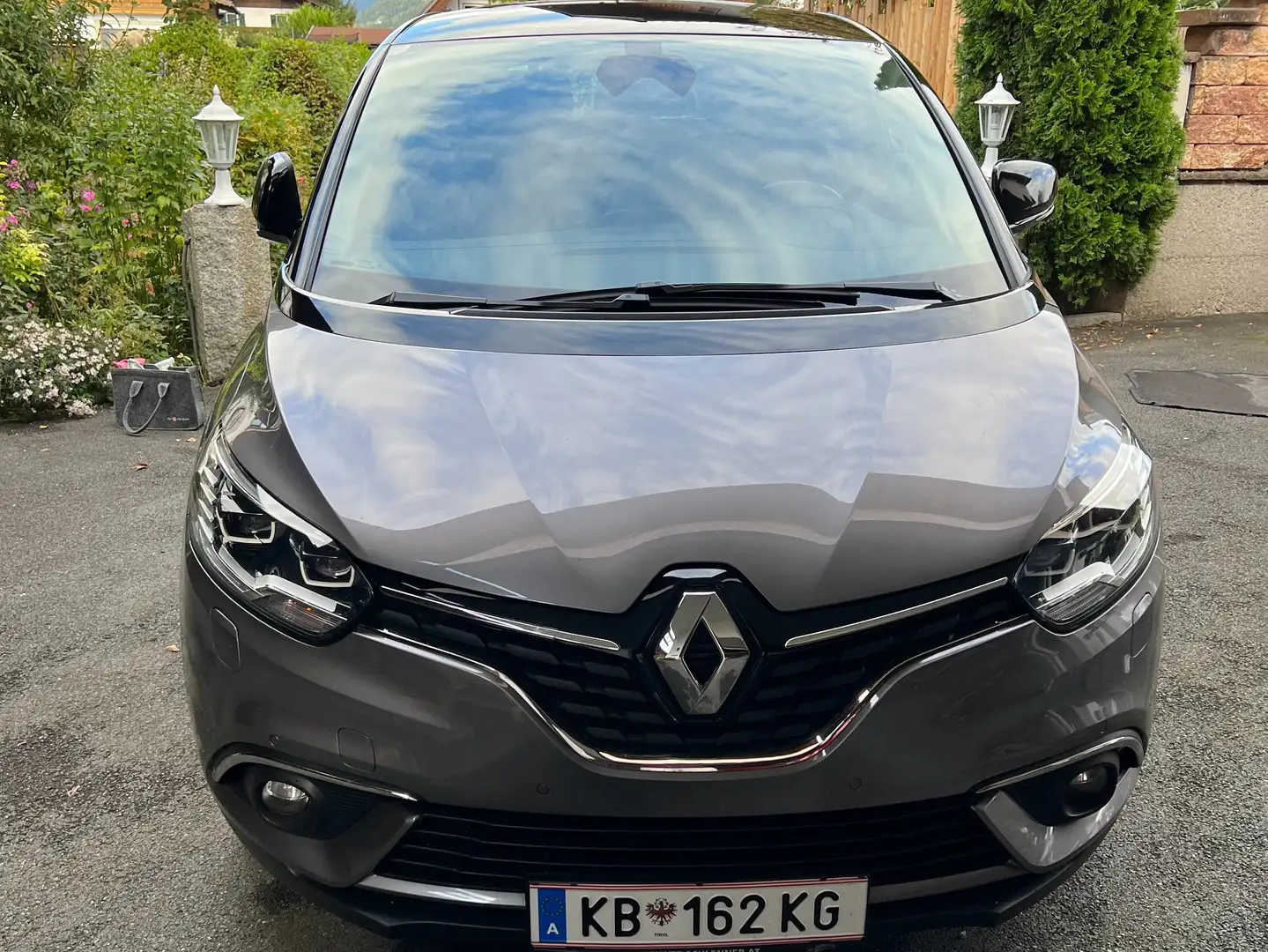Renault Scenic Scénic Energy dCi 110 EDC Bose Bose Grau - 2