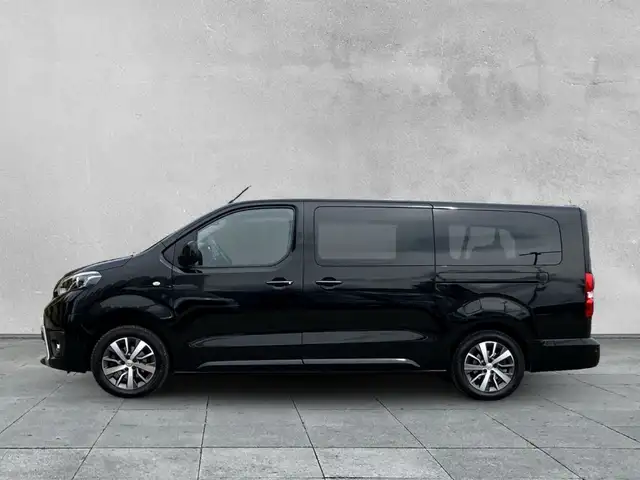 Toyota Proace view 2
