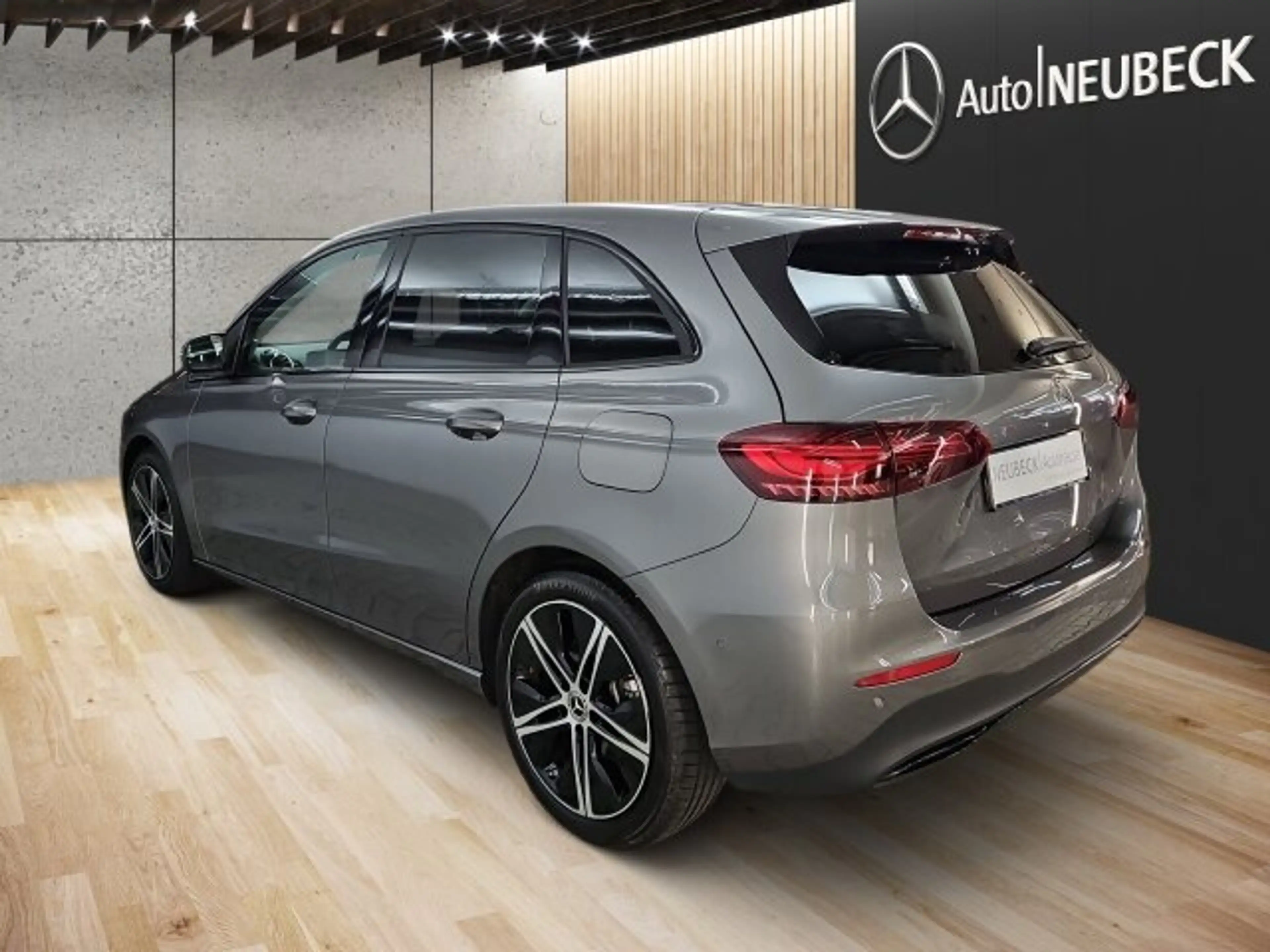 Mercedes-Benz B 220 B 220 d Progressive/Night/Totwinkel/Multibeam/ LED — photo 8