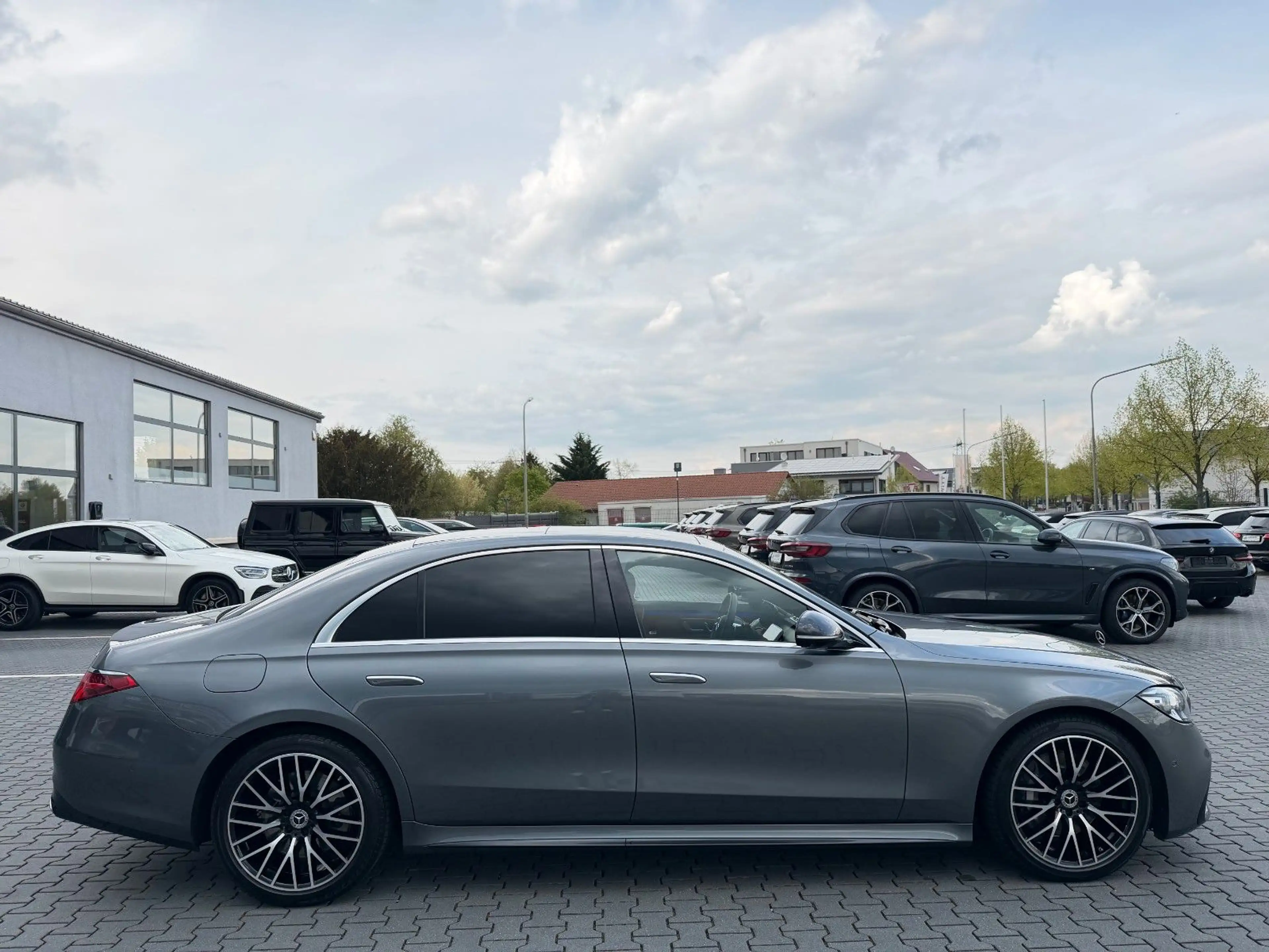 Mercedes-Benz S 580 S580*4M*LANG*EXCLUSIVE*3xTV*360°HUD*3D-BURMESTER — photo 2