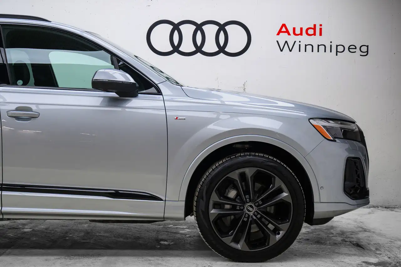 Audi Q7 снимка Audi Q7