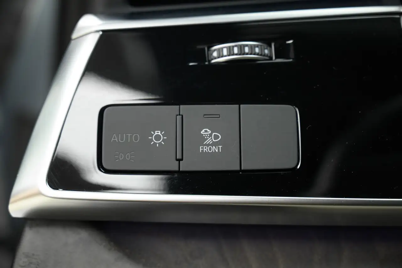 Audi Q7 снимка Audi Q7