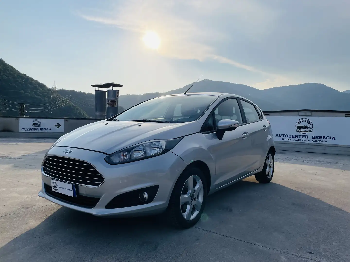 Ford Fiesta 5p 1.5 tdci ST-line 75cv Grijs - 1