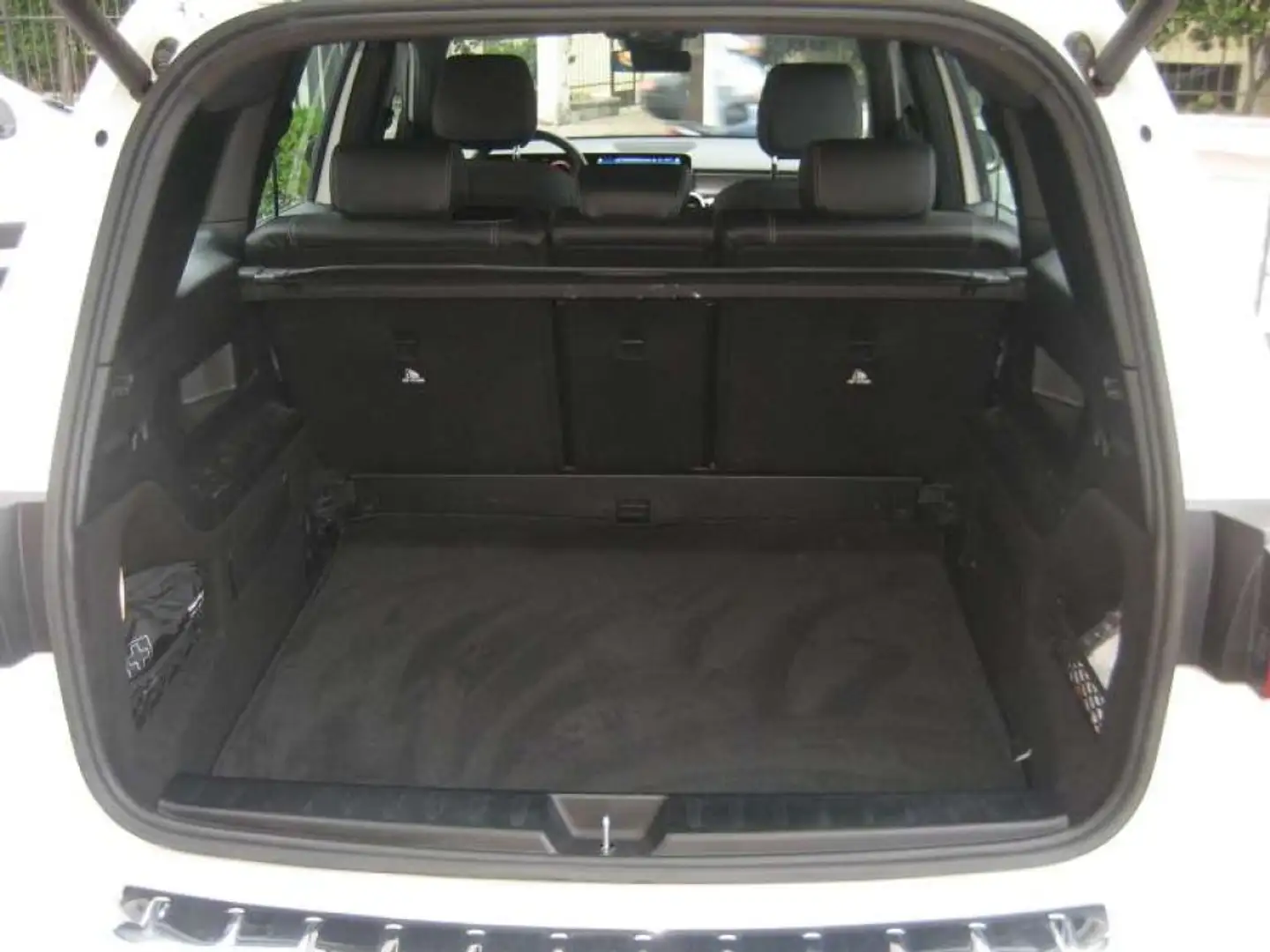 Mercedes-Benz GLB 200 D AUTOMATIC SPORT PLUS Weiß - 2