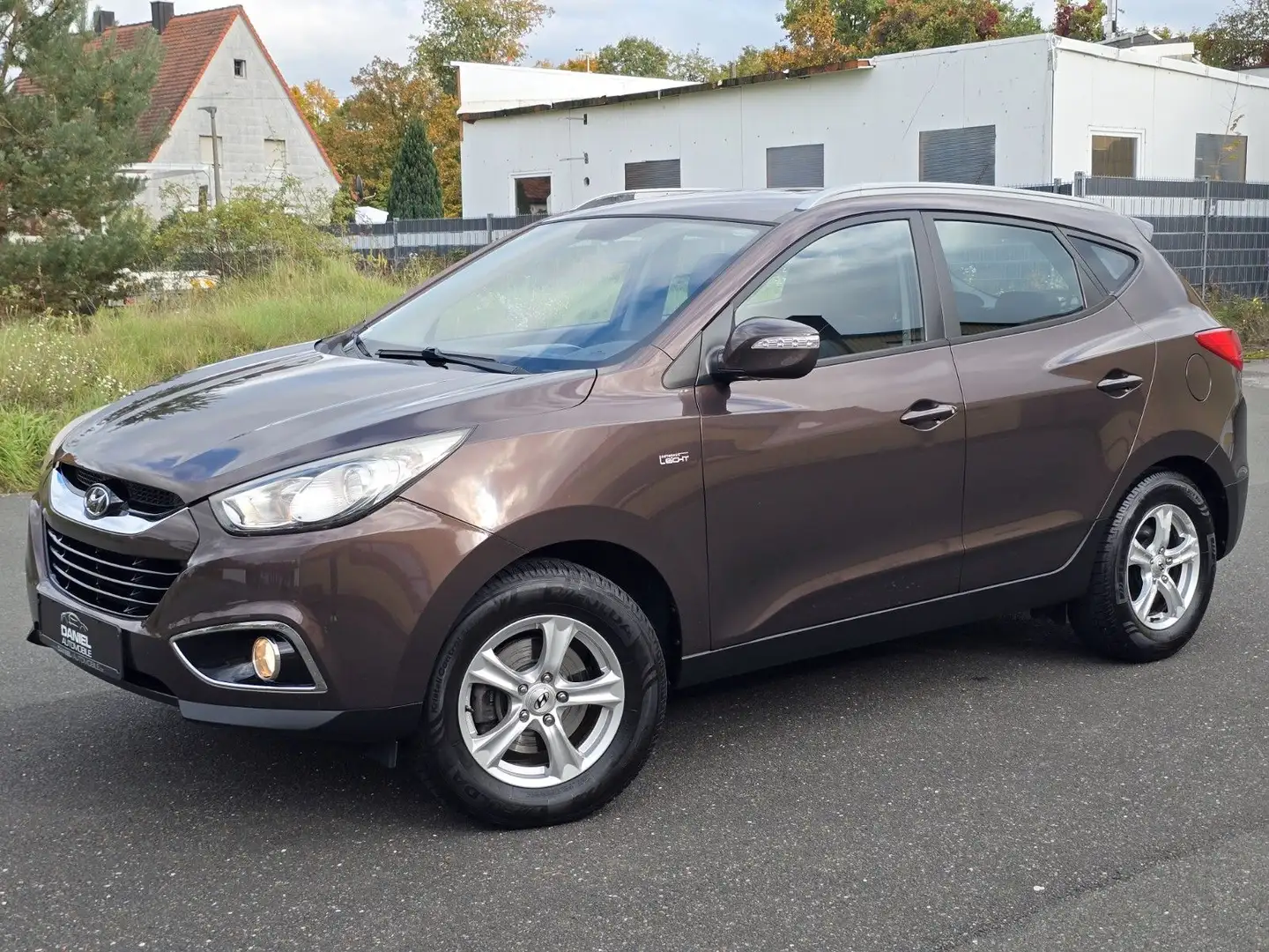 Hyundai iX35 2.0 CRDI 4WD Premium AWD 1.HAND+KLIMAAUT.+A Braun - 2