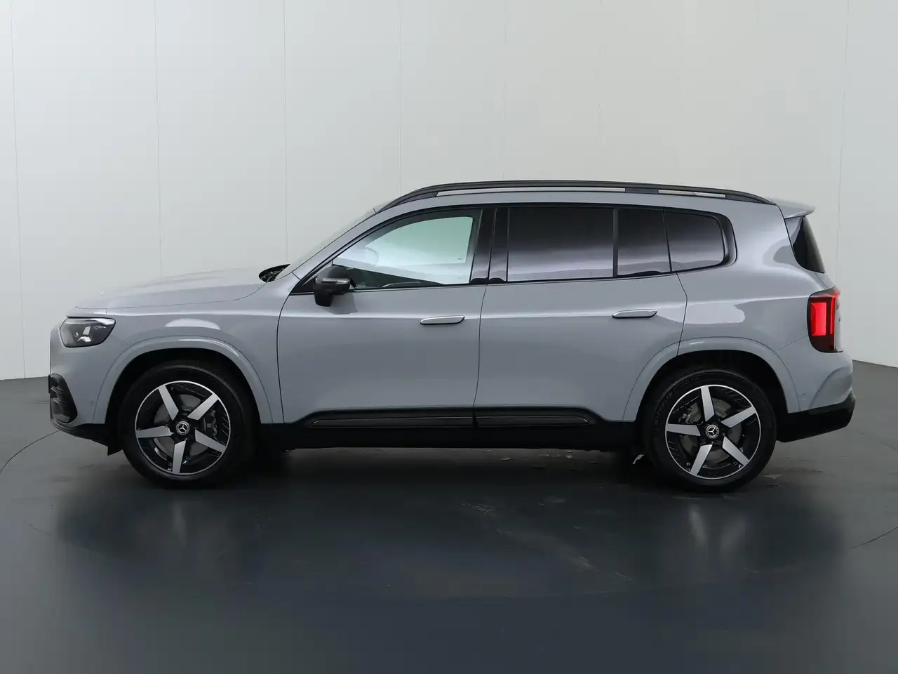 Mercedes-Benz GLB 2026