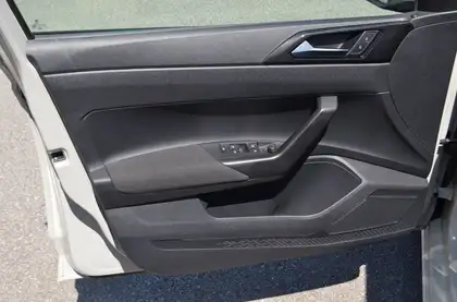 Annonce voiture d'occasion Volkswagen Polo - CARADIZE