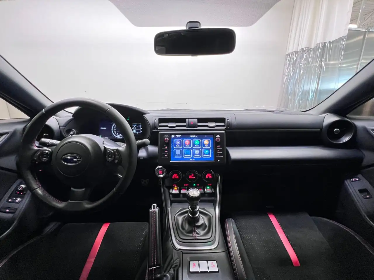 Subaru BRZ снимка Subaru BRZ