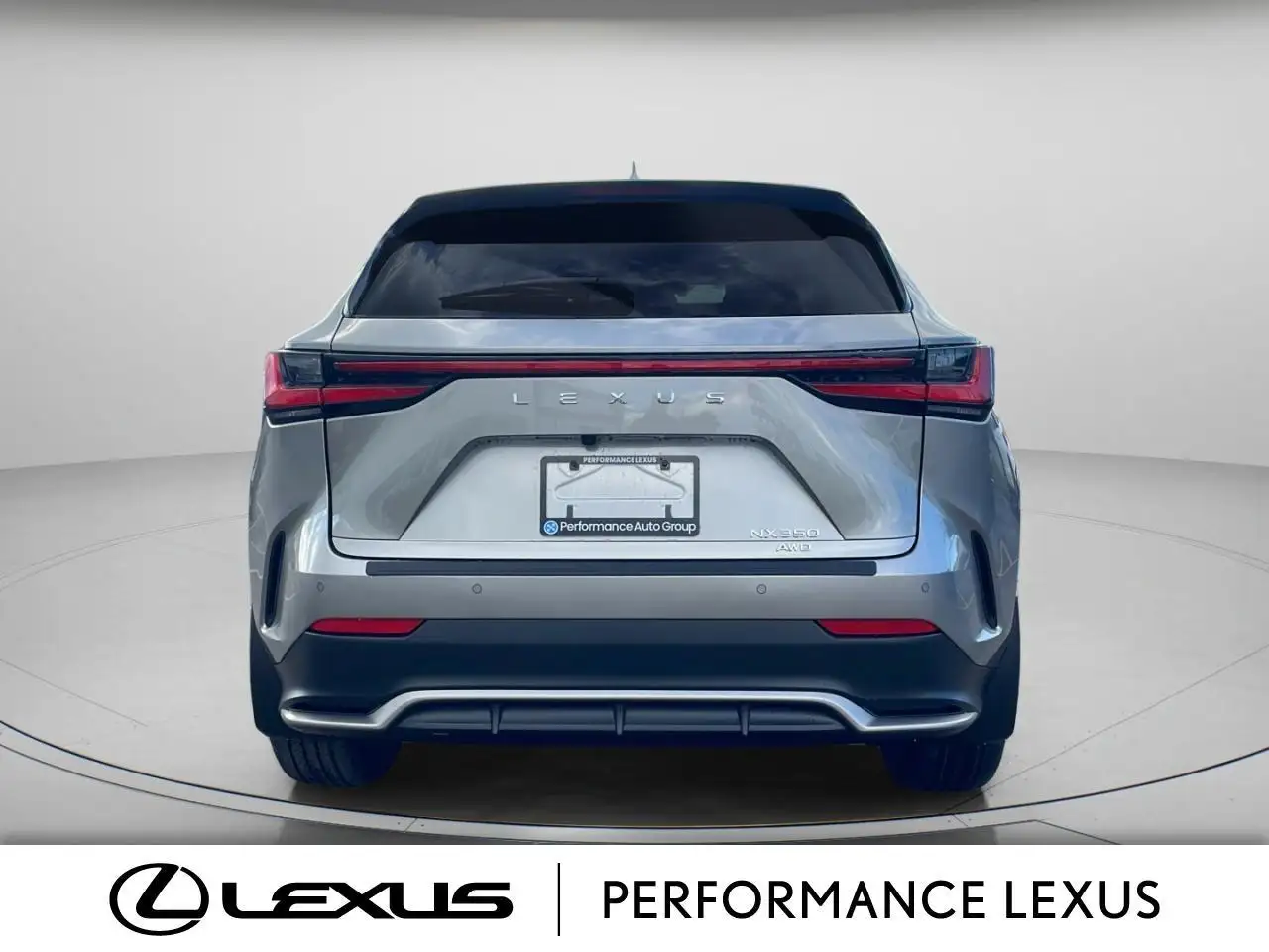 Lexus NX снимка Lexus NX