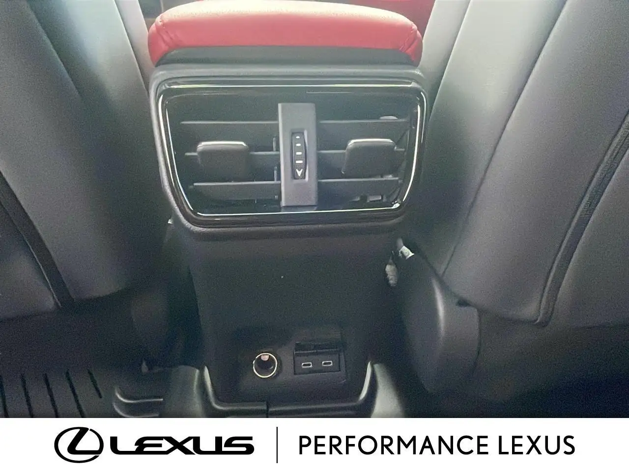 Lexus NX снимка Lexus NX