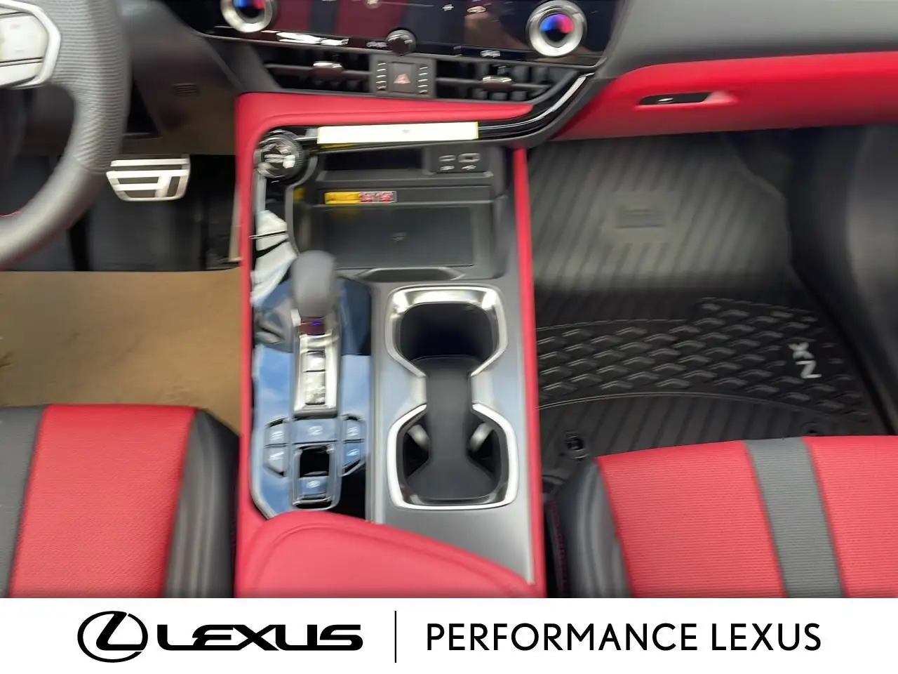 Lexus NX снимка Lexus NX