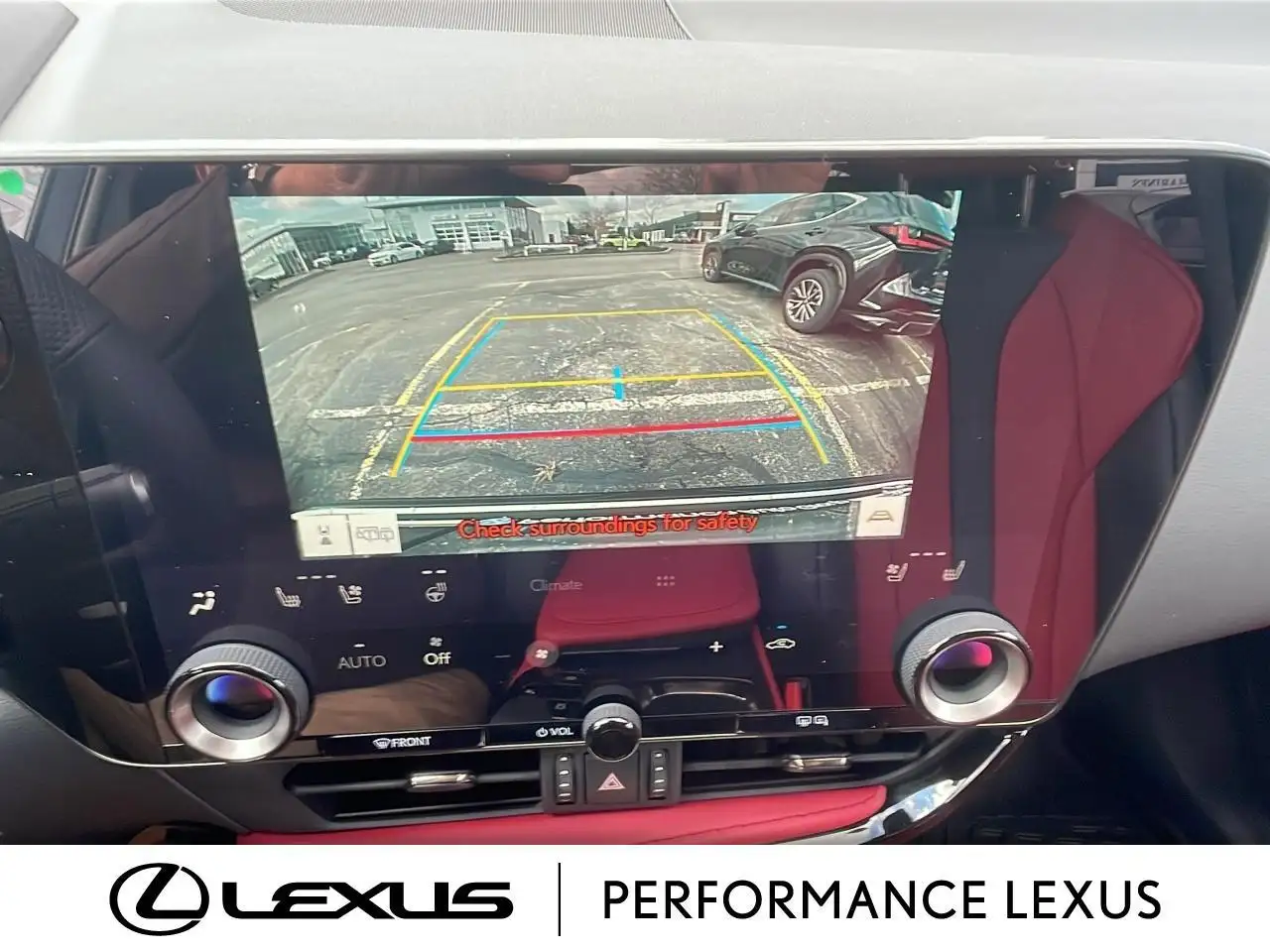 Lexus NX снимка Lexus NX