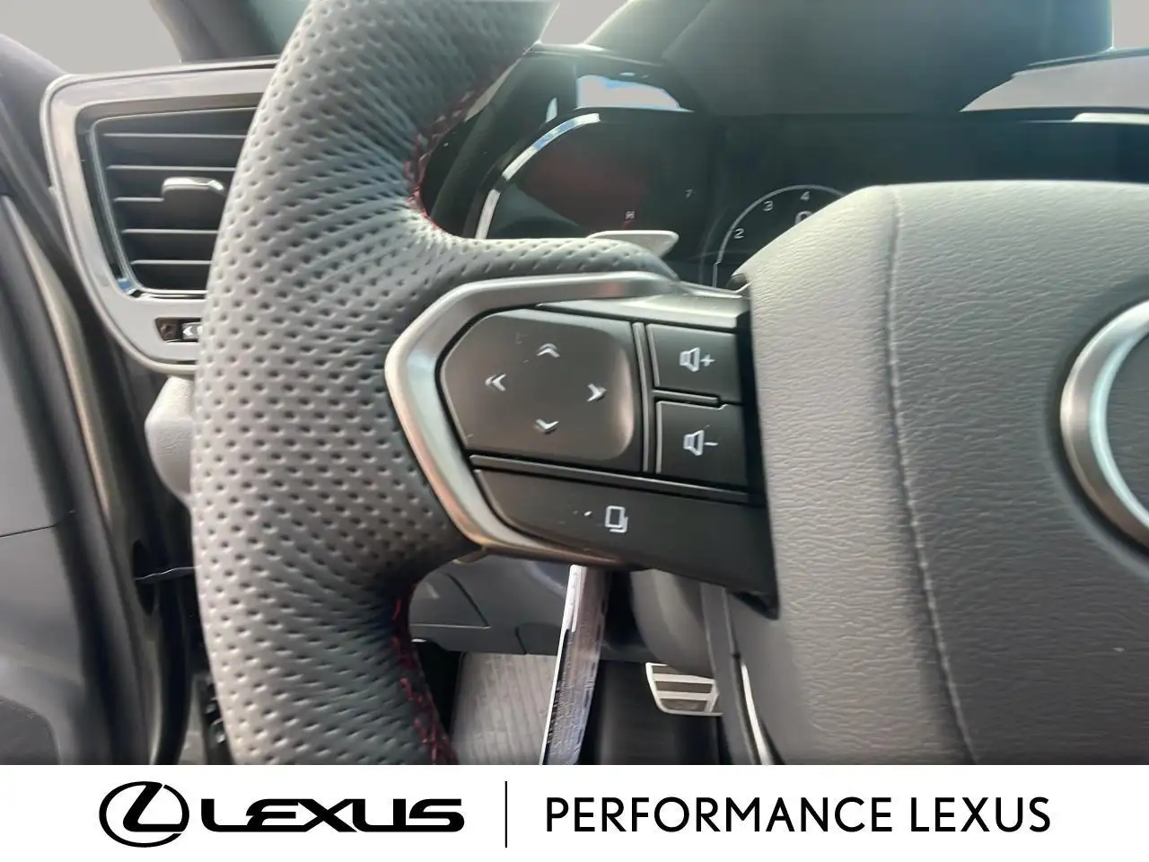 Lexus NX снимка Lexus NX