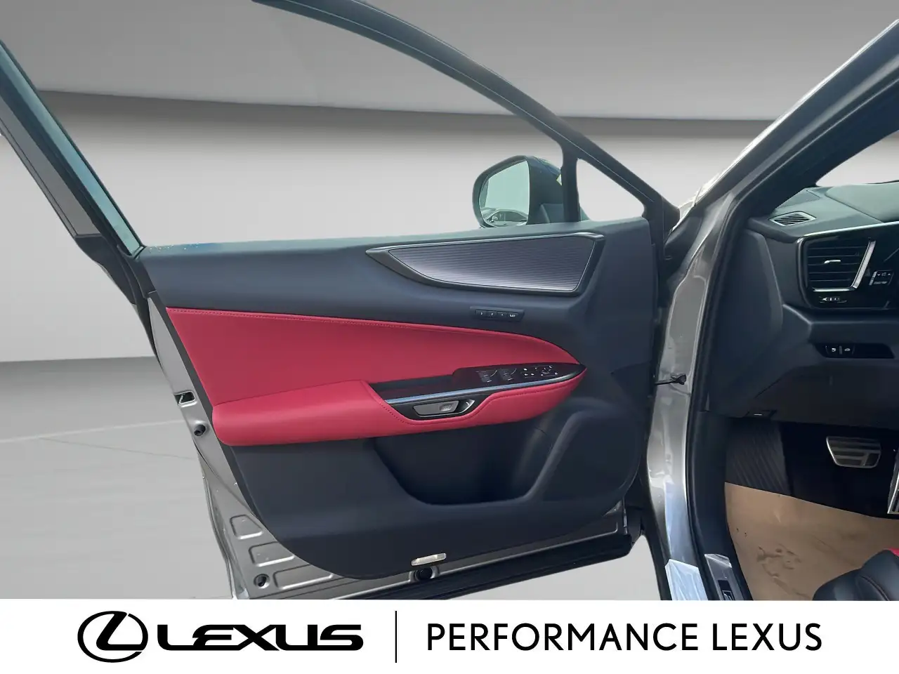 Lexus NX снимка Lexus NX