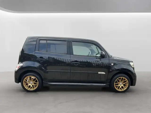 Daihatsu Materia view 6