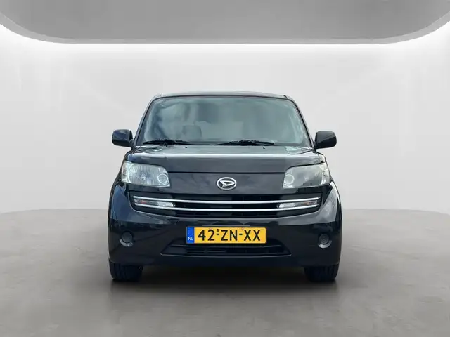 Daihatsu Materia view 8