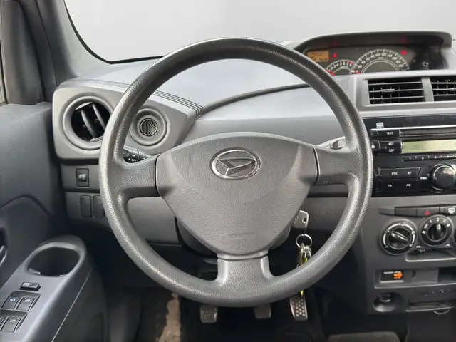 Daihatsu Materia view 15