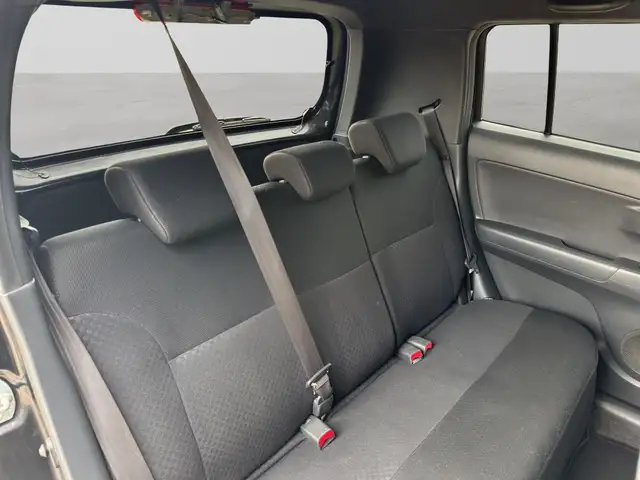 Daihatsu Materia view 19