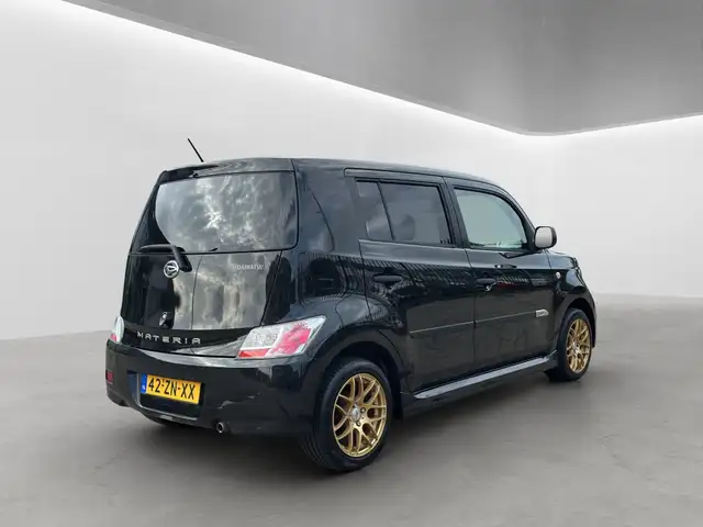 Daihatsu Materia view 5