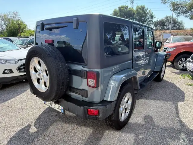 Jeep Wrangler view 5