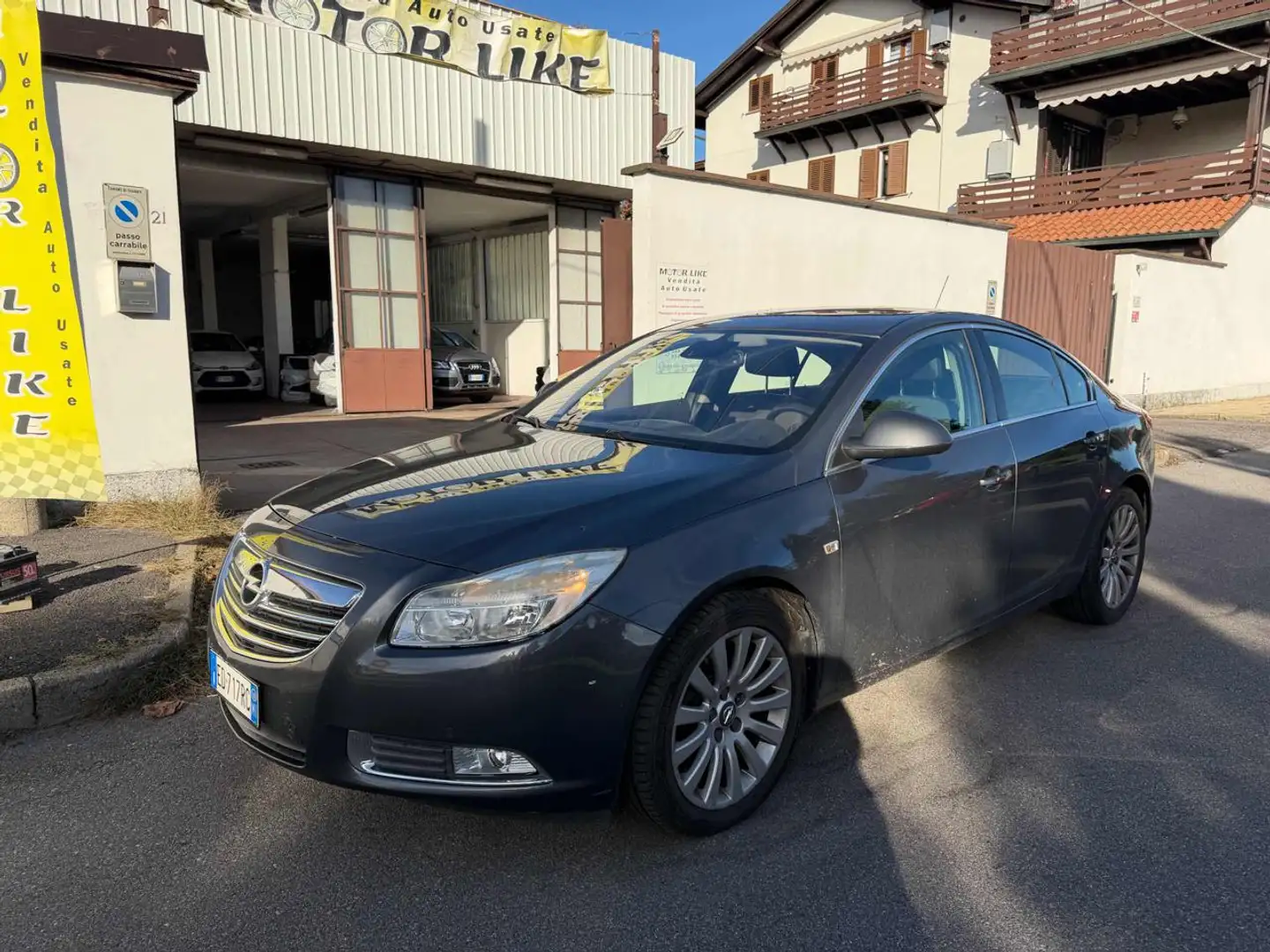 Opel Insignia 2.0 CDTI 4 porte Cosmo Marrone - 1