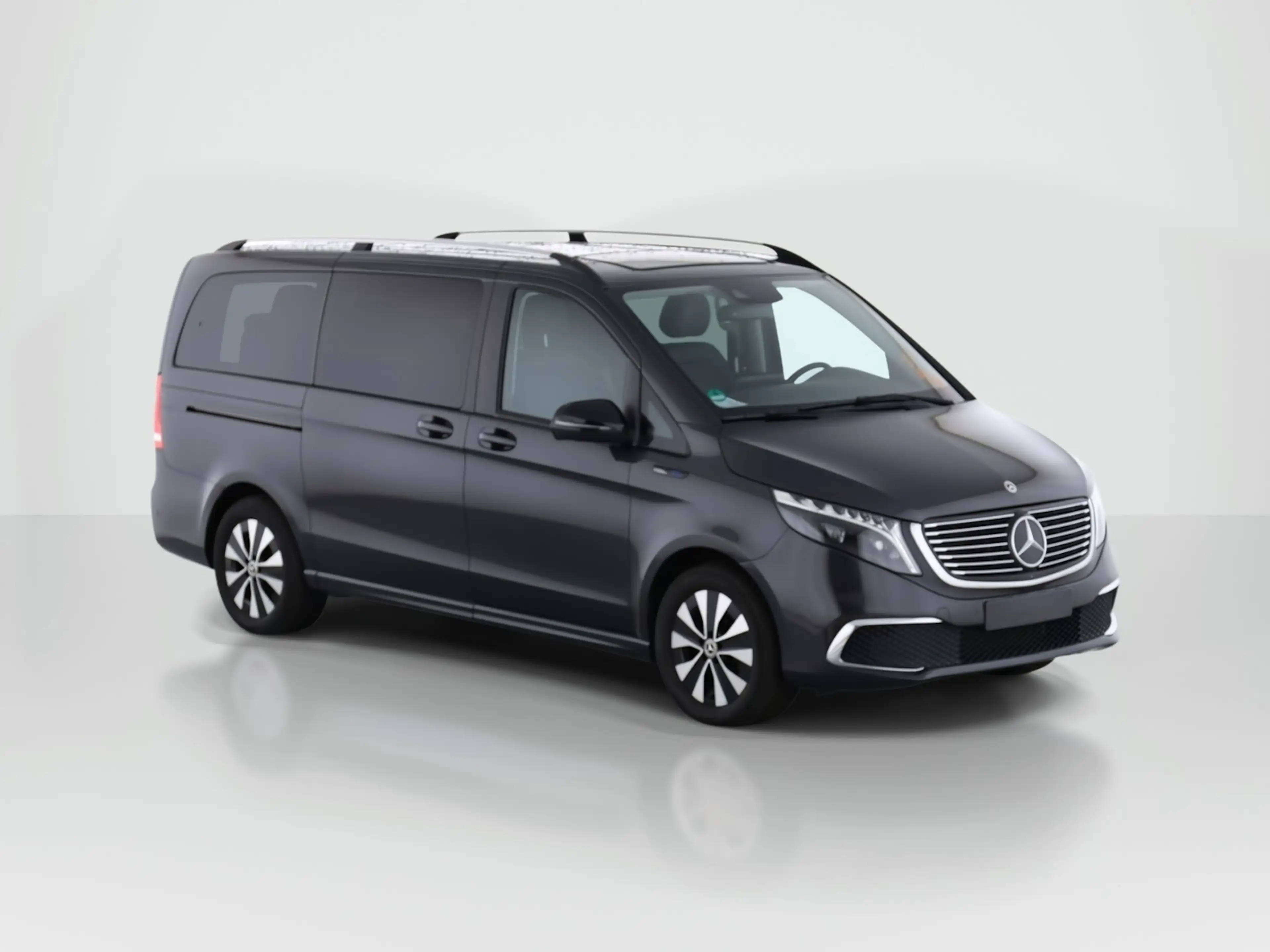 Mercedes-Benz EQV 300 Avantgarde,lang,7Sitze,2Schiebetüren el. — photo 2