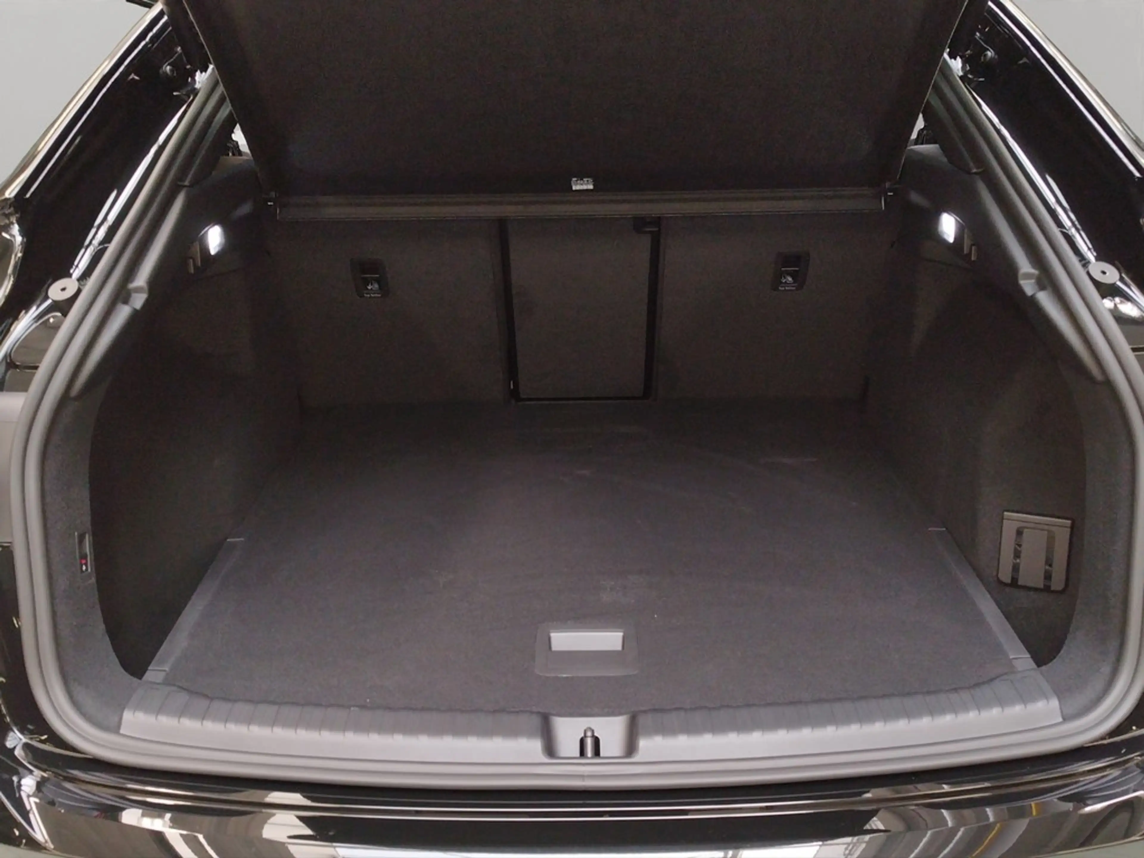 Audi e-tron 220kW qu. S line Pano ACC AHK — photo 15