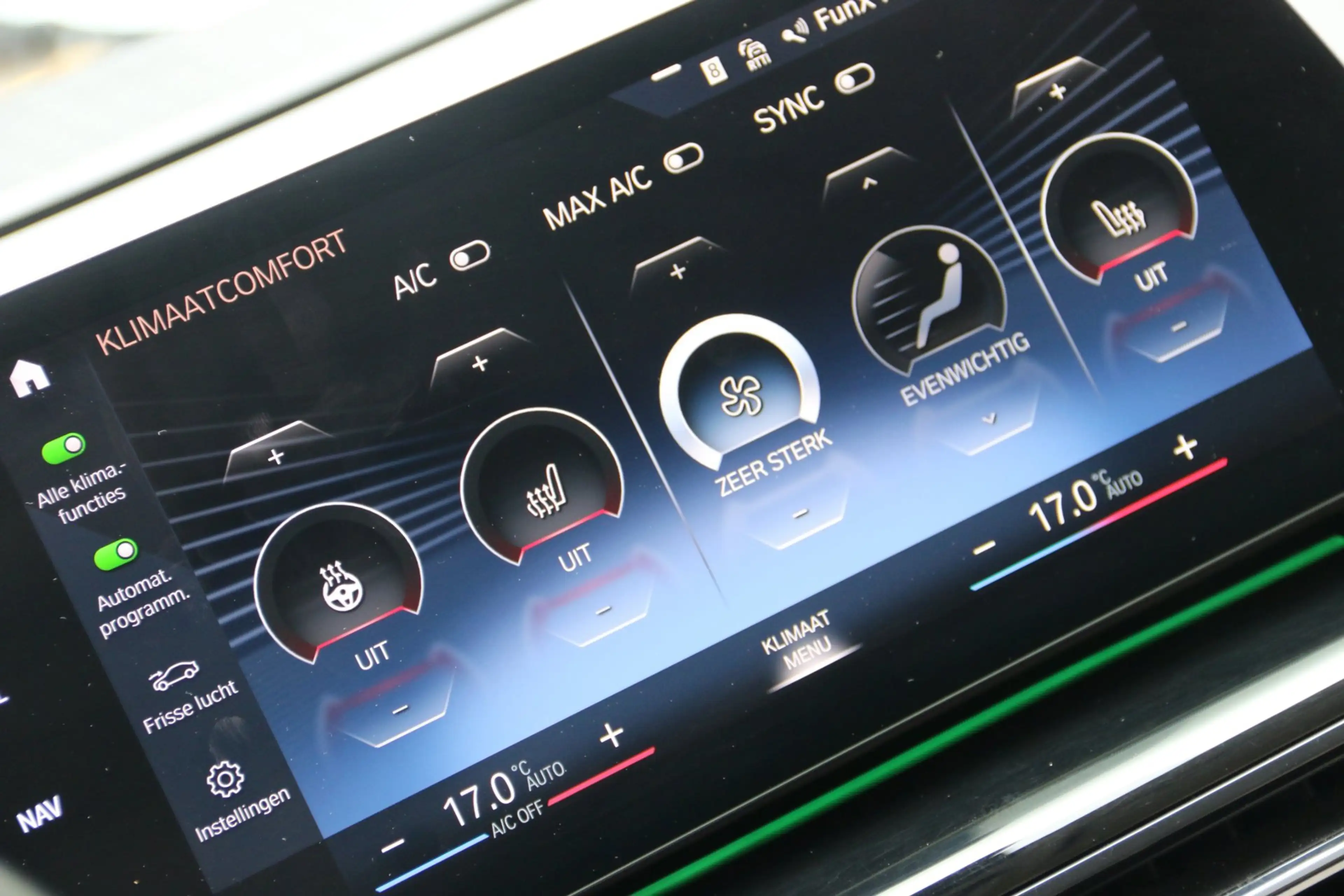 BMW 225 2-serie Active Tourer 225e xDrive SOH 93,9% DEALER — photo 20