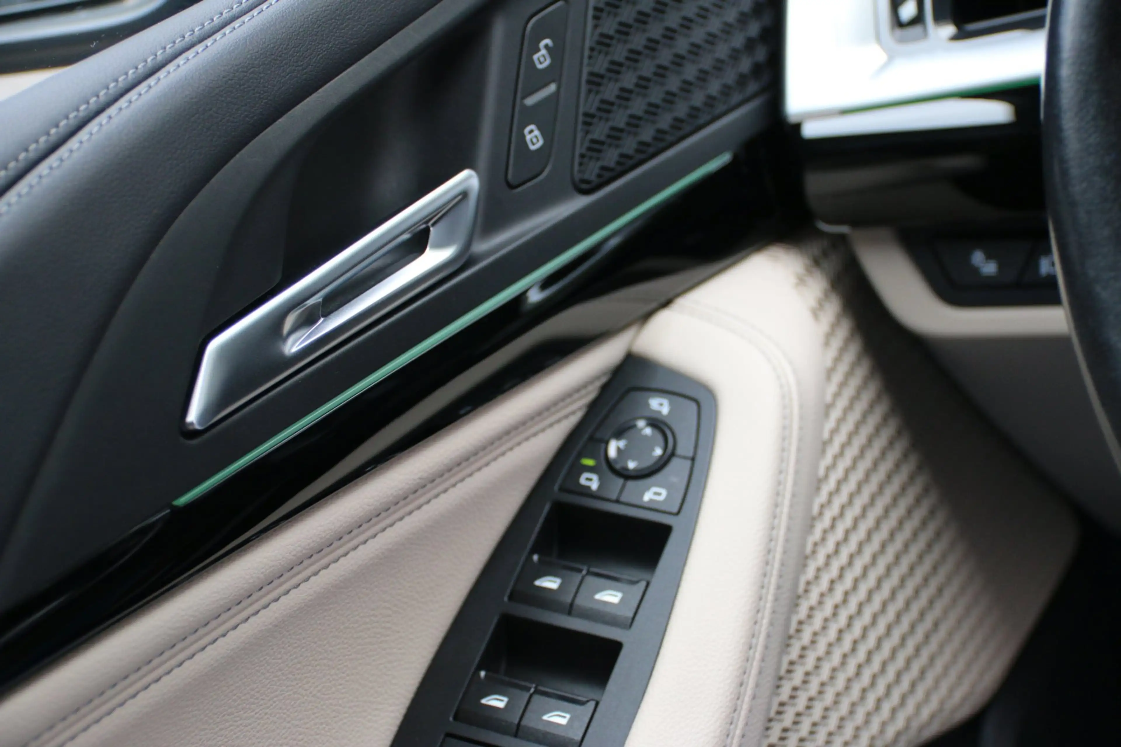 BMW 225 2-serie Active Tourer 225e xDrive SOH 93,9% DEALER — photo 16