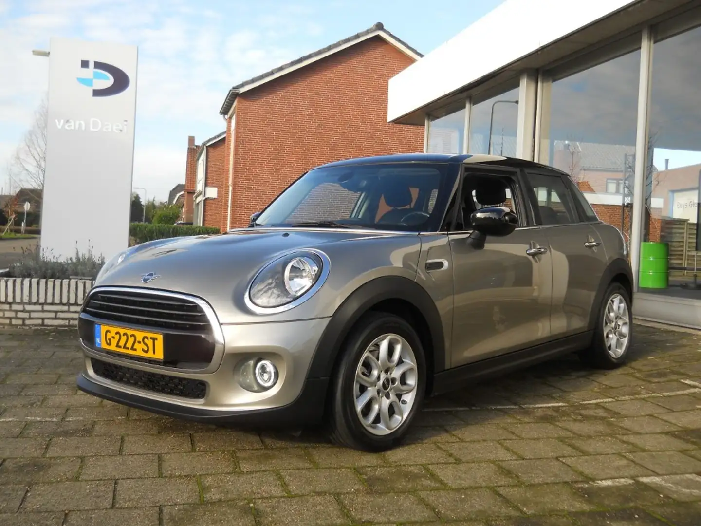 MINI Cooper Pepper Gris - 2