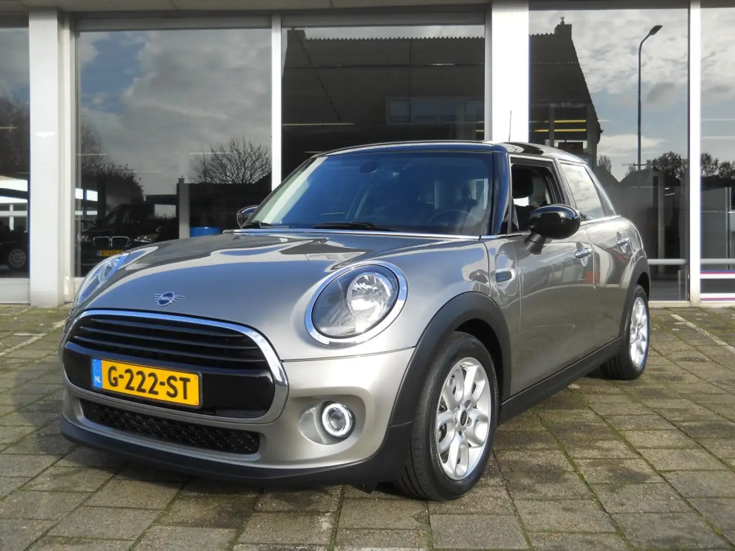 MINI Cooper Pepper Gris - 1