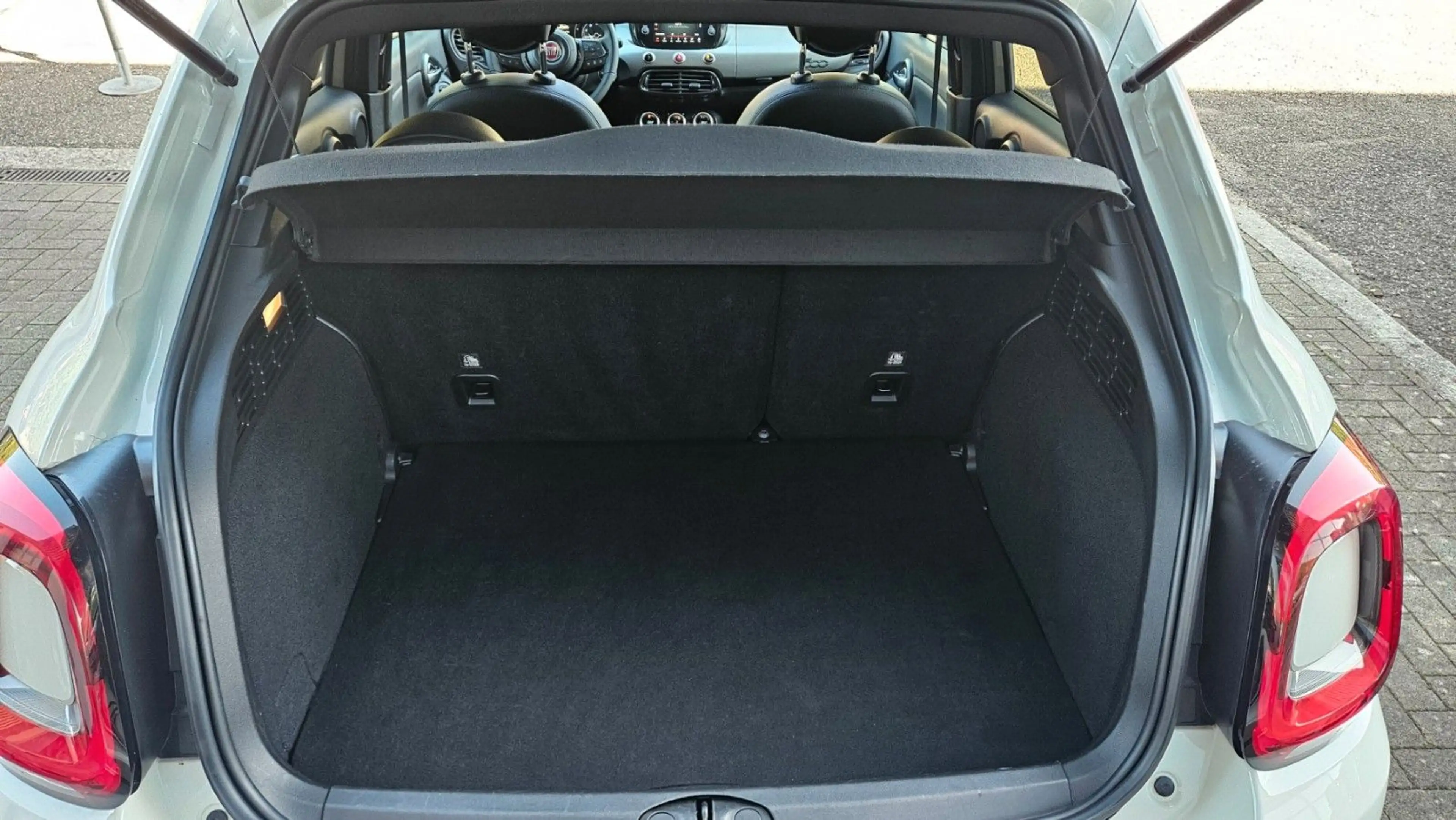 Fiat 500X Sport 150 PS*DCT*Pano*Kamera*PDC*Apple — photo 9