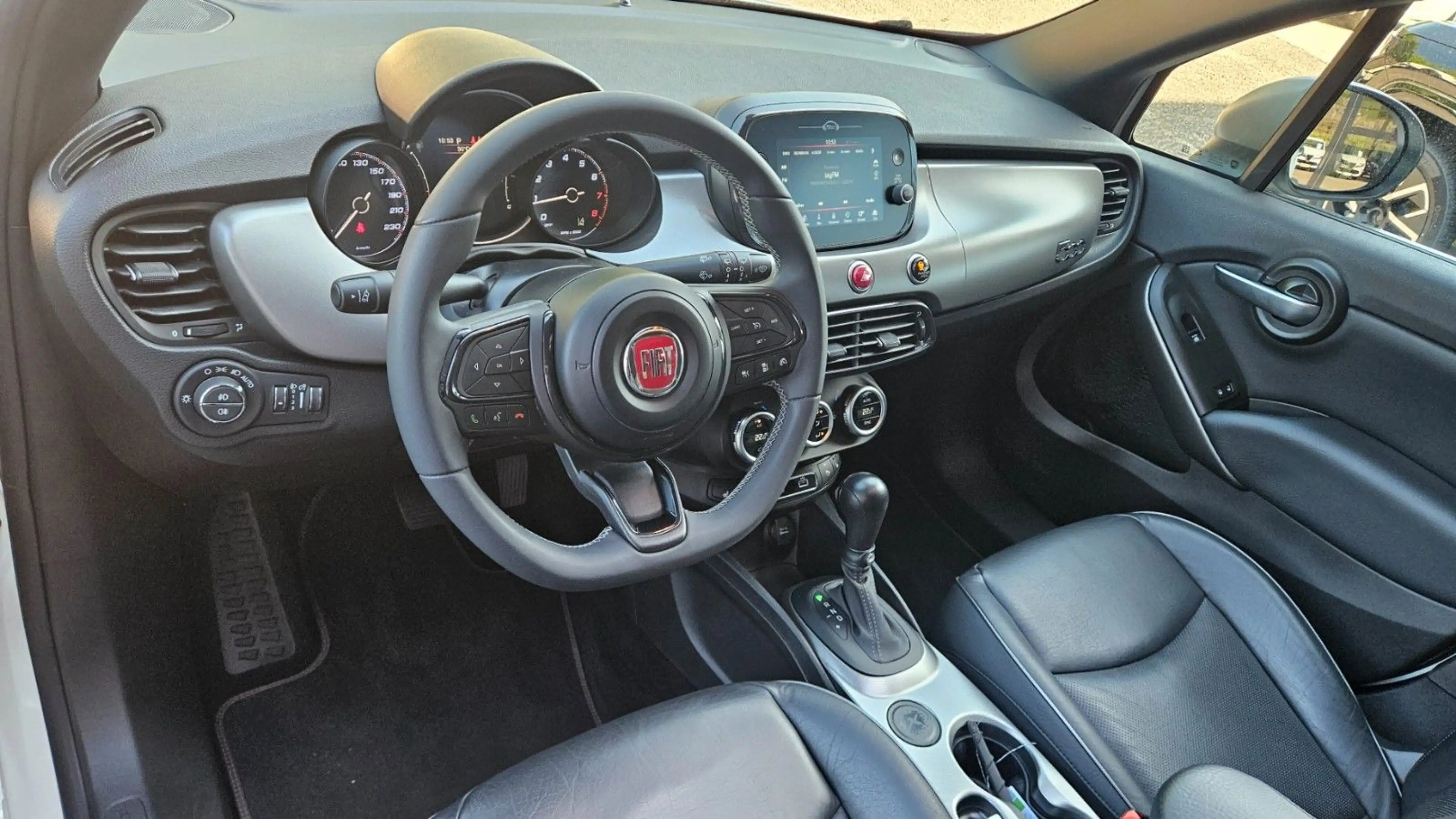 Fiat 500X Sport 150 PS*DCT*Pano*Kamera*PDC*Apple — photo 12