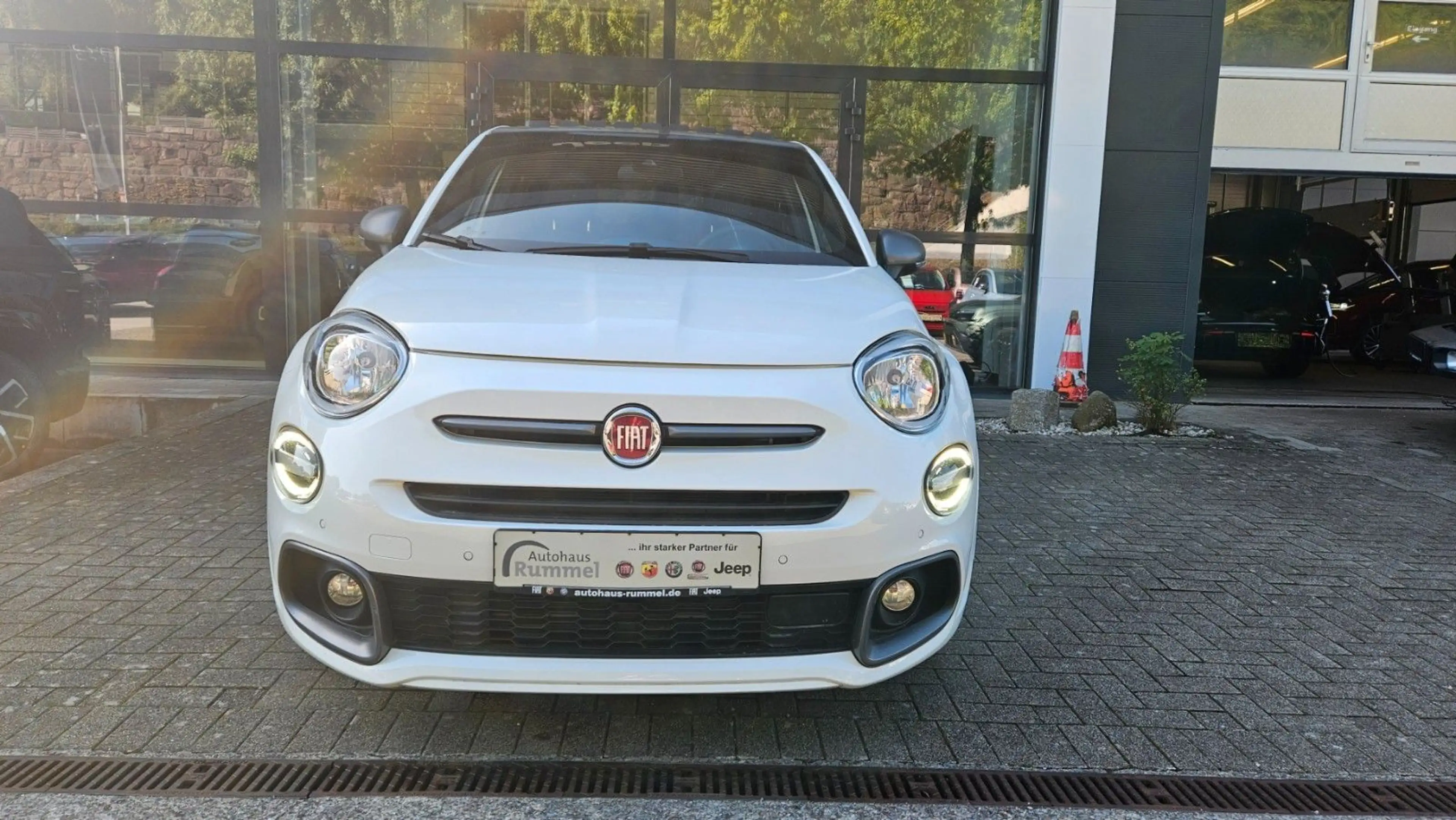 Fiat 500X Sport 150 PS*DCT*Pano*Kamera*PDC*Apple — photo 2