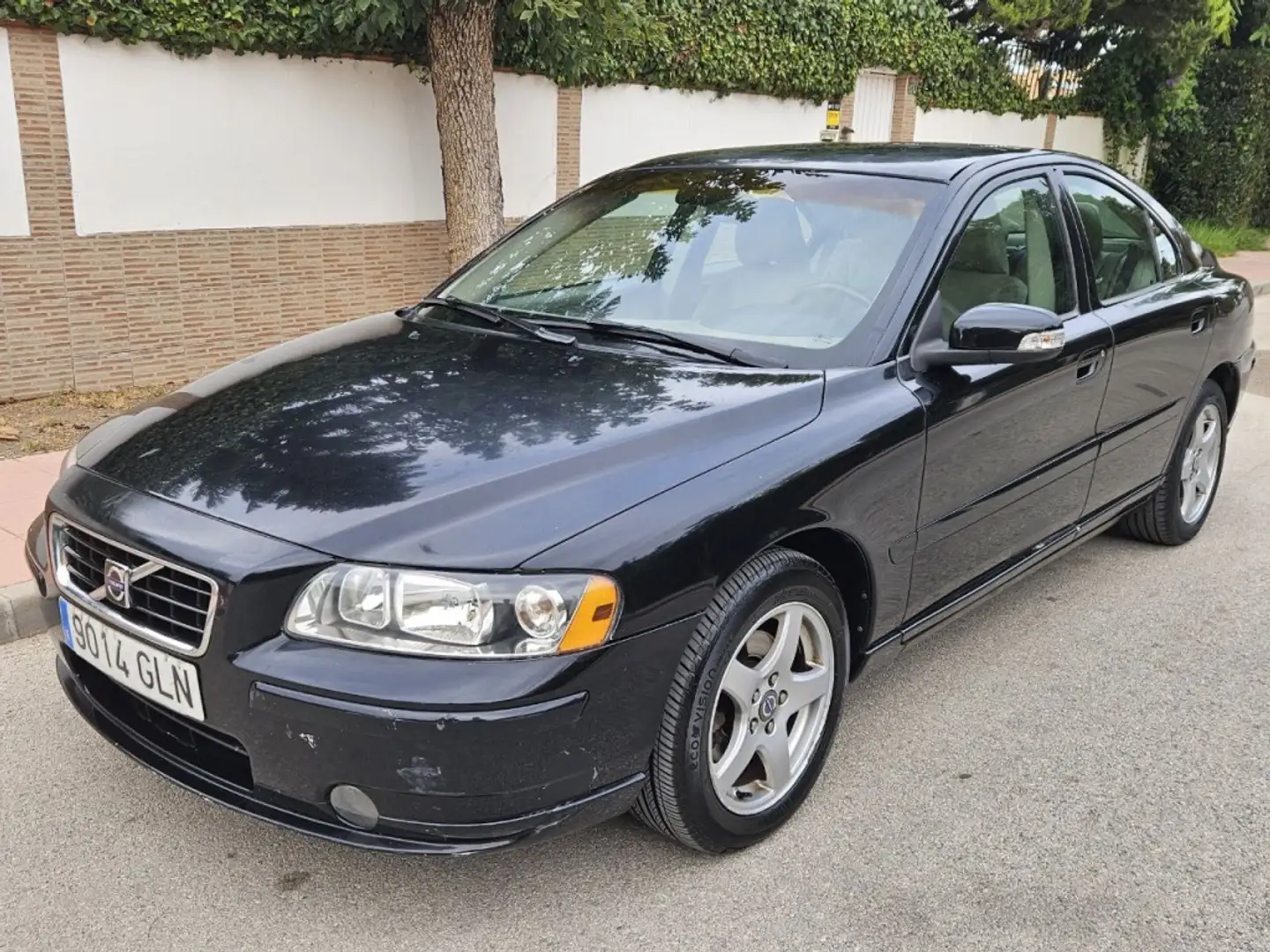 Volvo S60 Berlina Manual de 4 Puertas Gris - 1