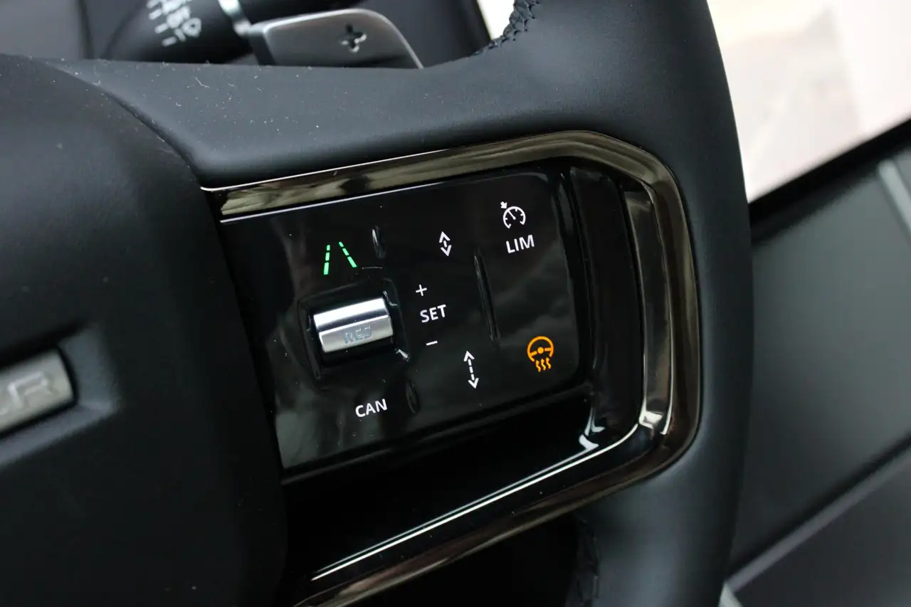 Land Rover Range Rover Evoque 2026 — фото 10